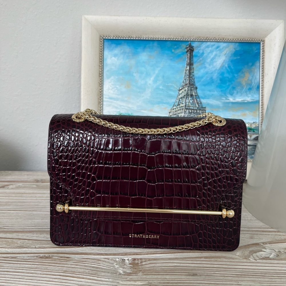 Strathberry East/West - Croc-Embossed Leather Burgundy